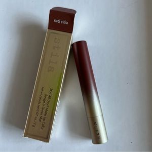 BNIB Stay All Day Matte Lip Color in Steal a Kiss